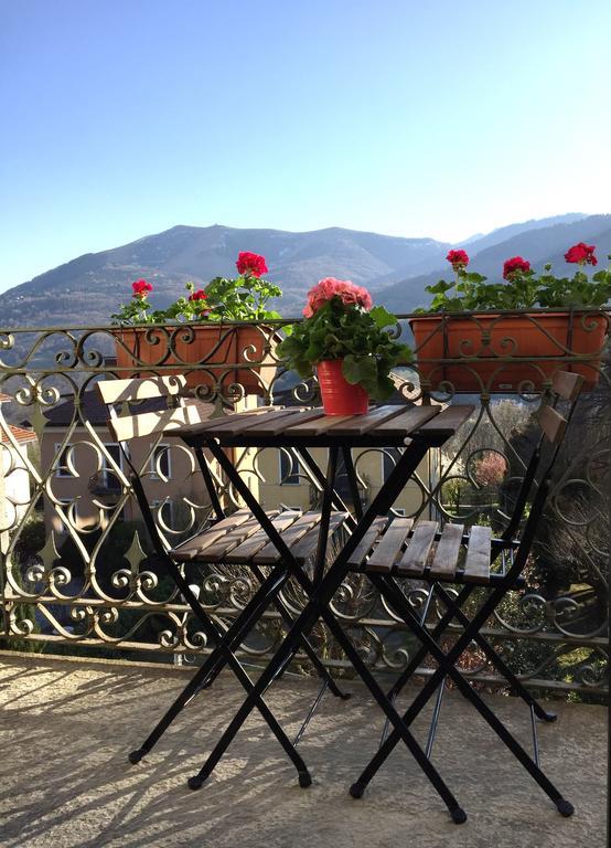 Hotel Villa San Fedele Сан Феделе Интелви Екстериор снимка